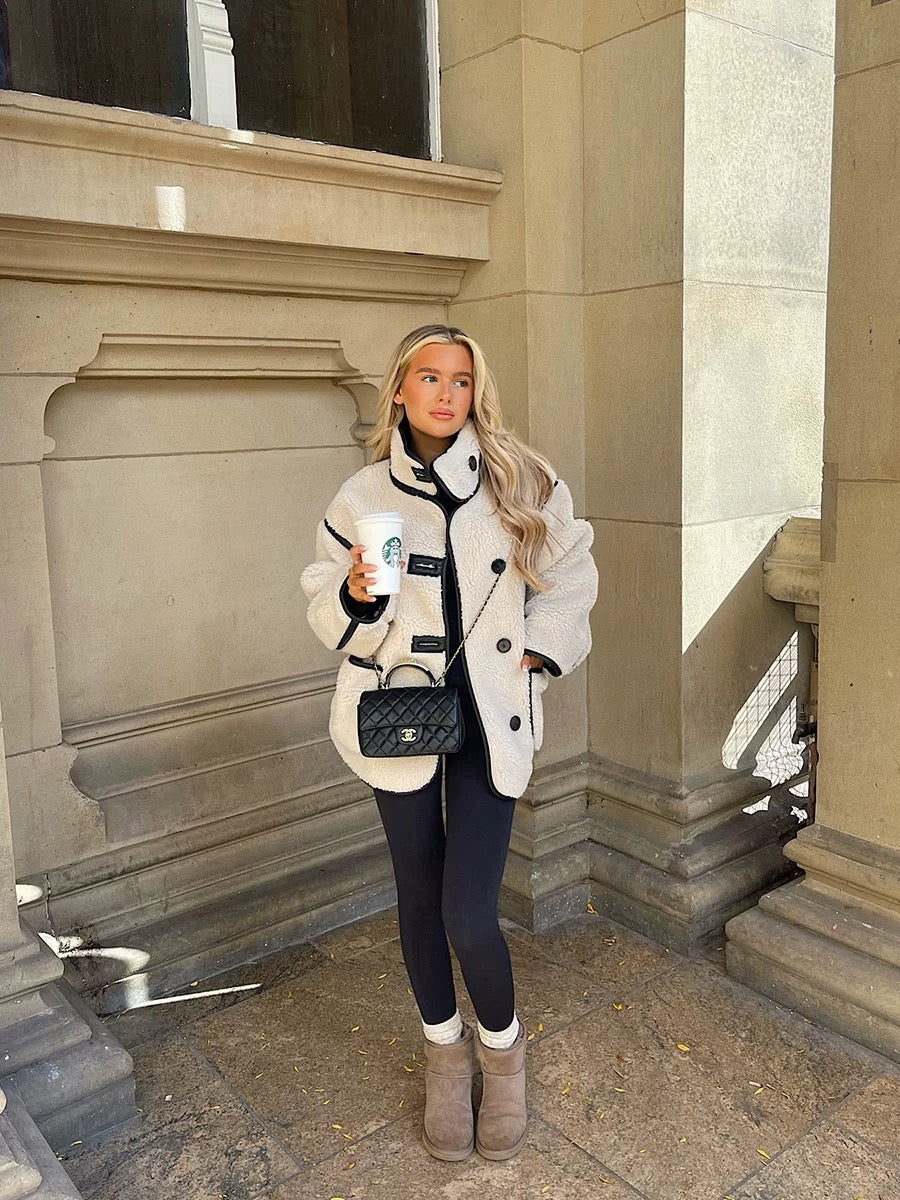 Bordeaux Puffer Jacket – Gesteppte Übergangsjacke in Crème