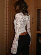 Valencia Ribbed Lace Top – Figurbetontes Geripptes Top mit zarter Spitze