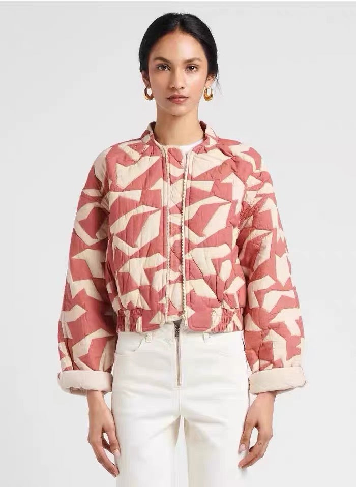 Aspen Oversize Shacket – Gesteppte Hemdjacke im rot-weißen Karo-Muster