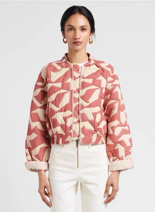 Aspen Oversize Shacket – Gesteppte Hemdjacke im rot-weißen Karo-Muster