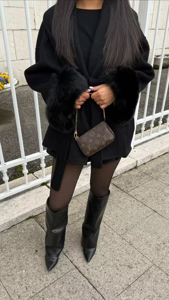 ROM FUR COAT - SCHWARZ MIT FELL ÄRMEL