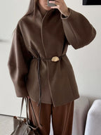 MUUNE WOOL CARTEE COAT - MUSCHEL GÜRTEL