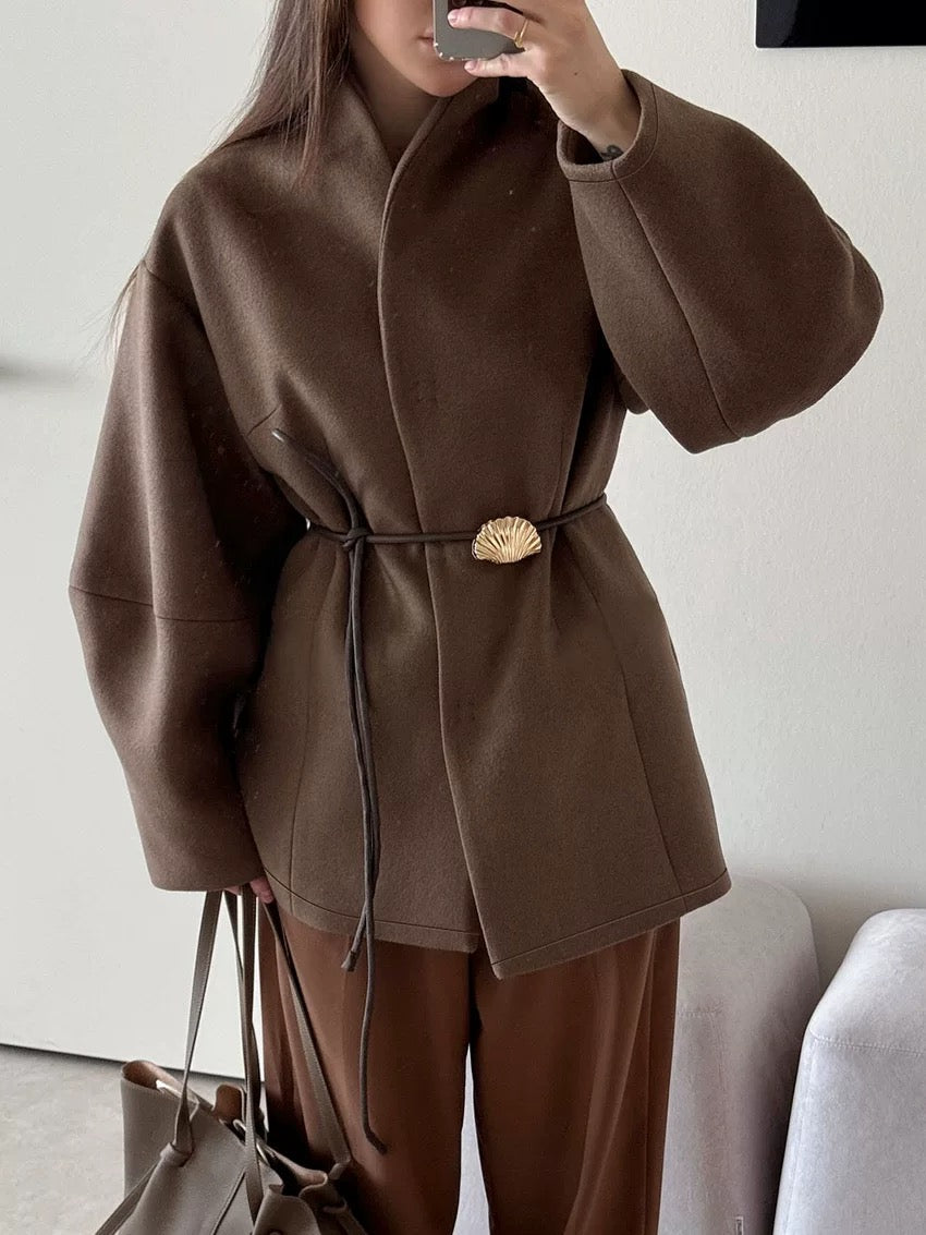 MUUNE WOOL CARTEE COAT - MUSCHEL GÜRTEL