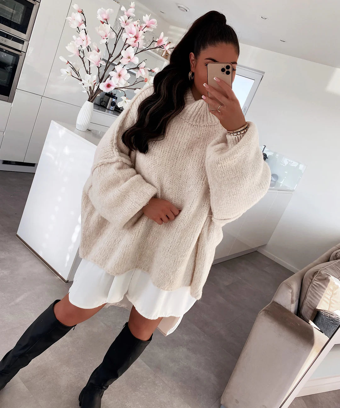 TANA SORR OVERSIZE PULLOVER